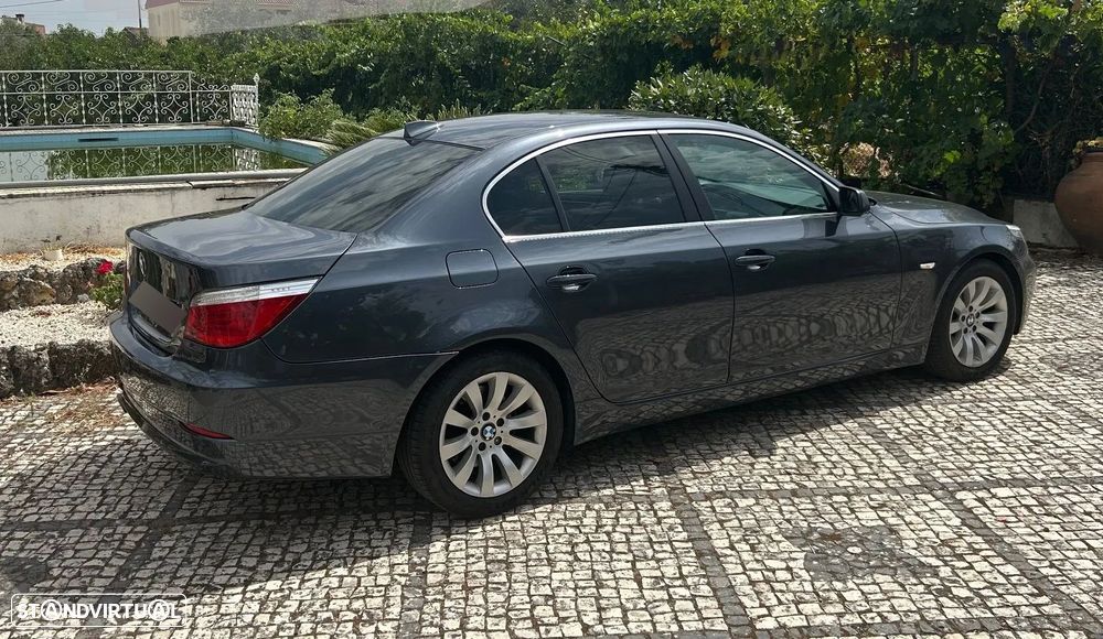 BMW 520 d Executive - 1