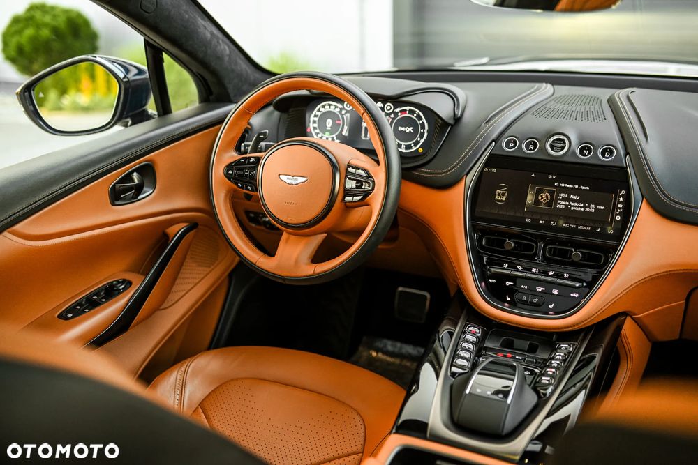 Aston Martin DBX Standard - 23