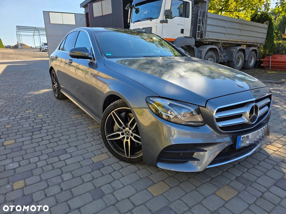 Mercedes-Benz Klasa E - 1