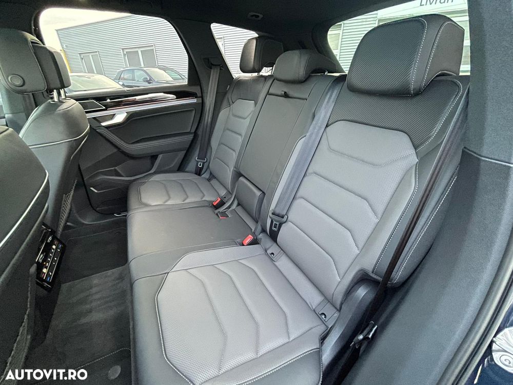 Volkswagen Touareg 3.0 V6 TDI 4Motion DPF Automatik R-Line - 18