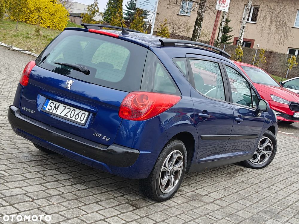 Peugeot 207 90 HDi FAP (Blue Lion) Sport - 5