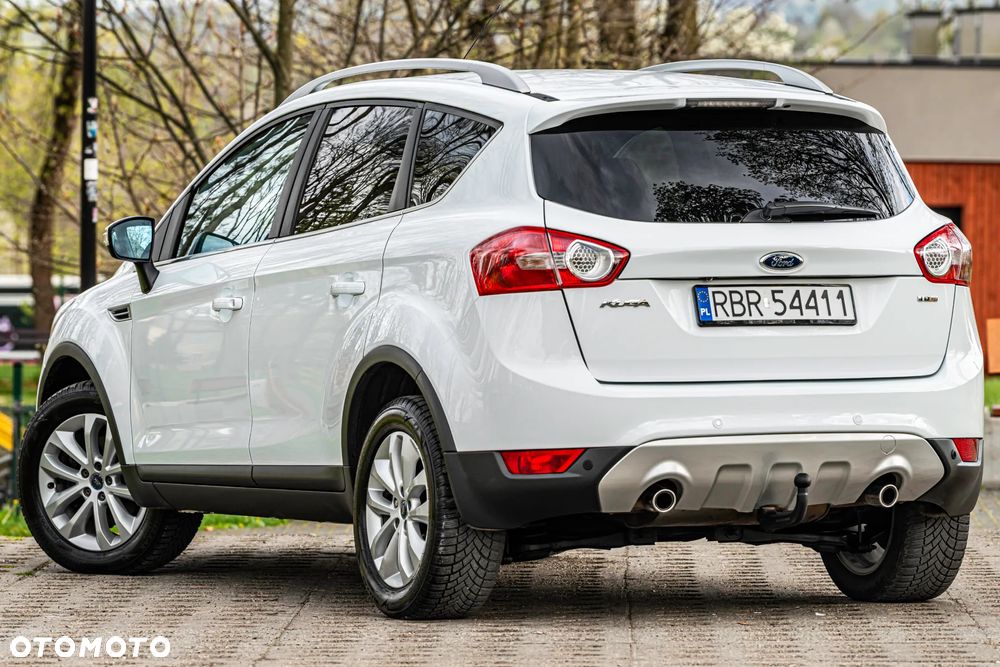 Ford Kuga 2.0 TDCi 4x4 Titanium - 4