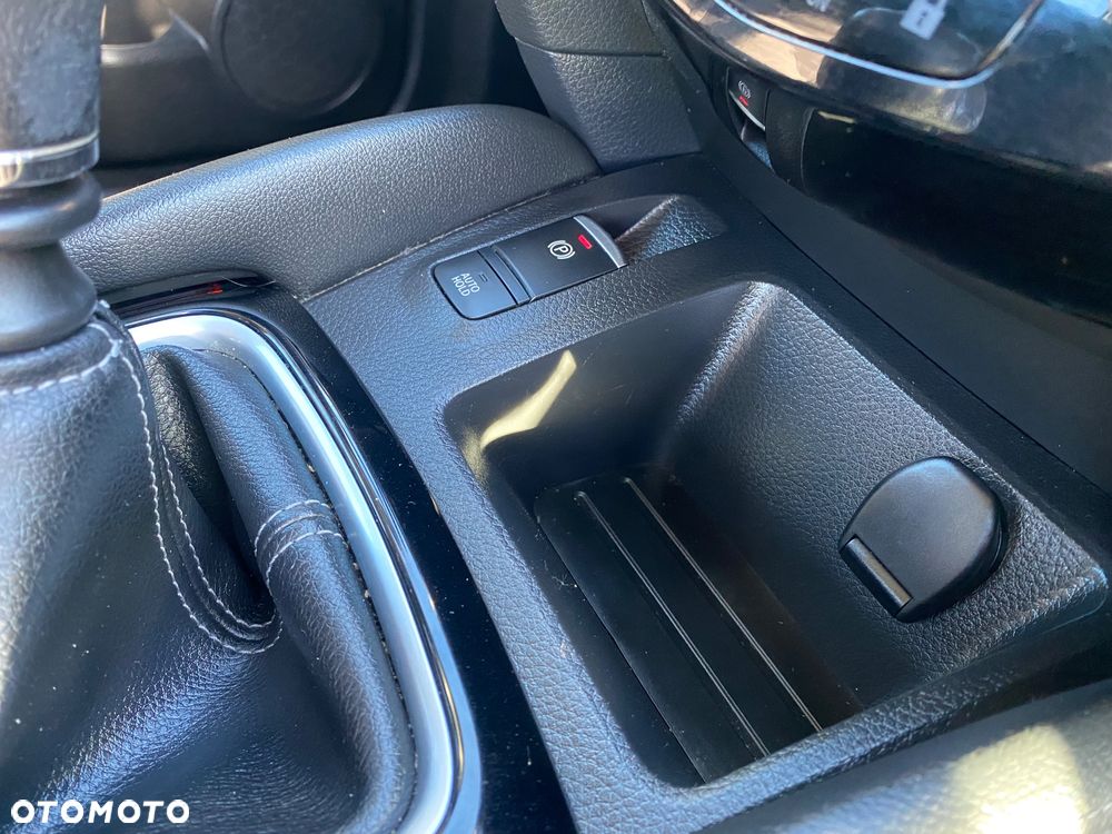 Nissan Qashqai 1.6 DCi Visia EU6 - 21