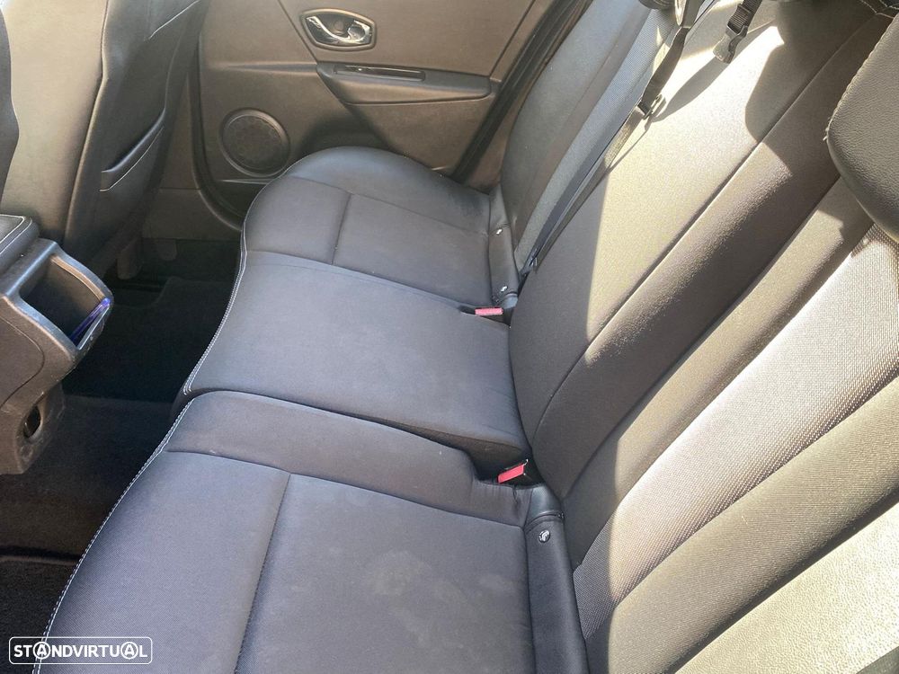 Renault Mégane ENERGY dCi 110 BUSINESS - 7