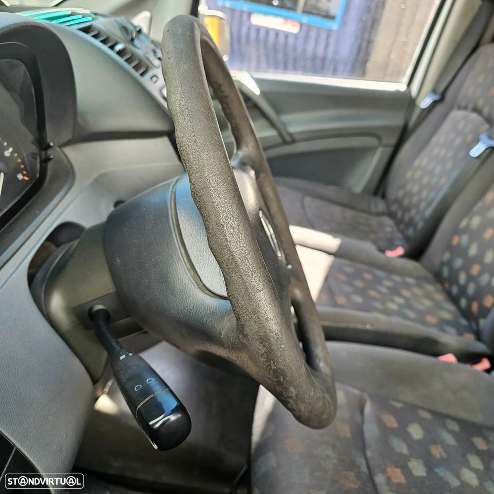 Mercedes-Benz Vito - 10
