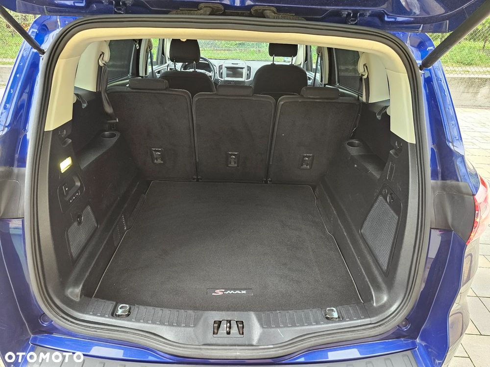 Ford S-Max - 20
