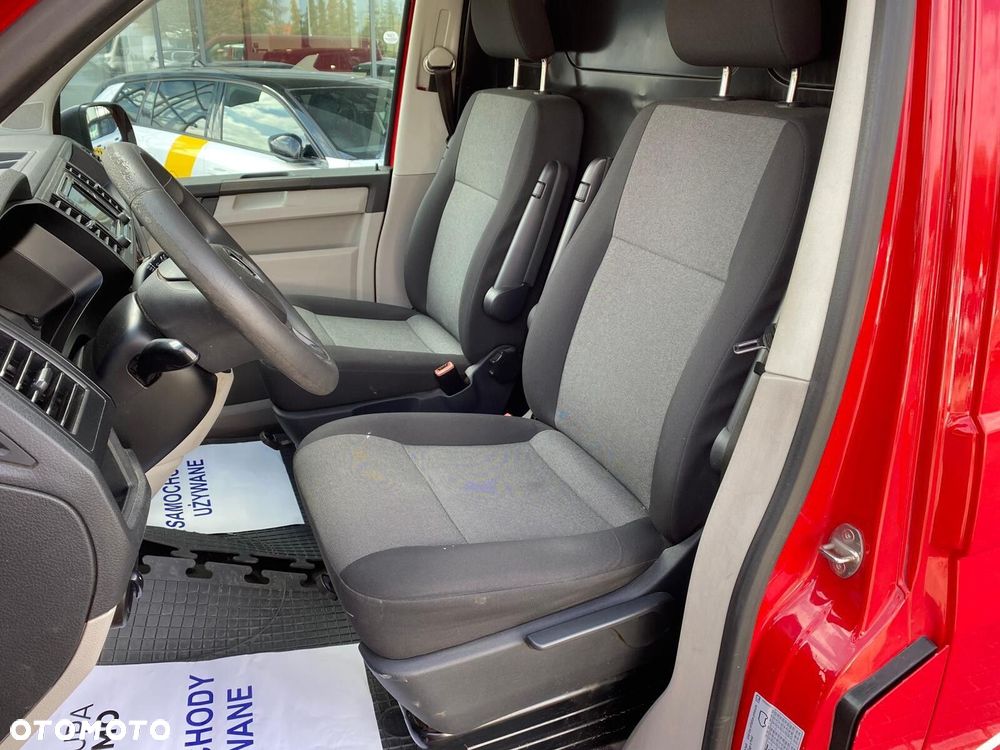 Volkswagen Transporter L2H1 - 12