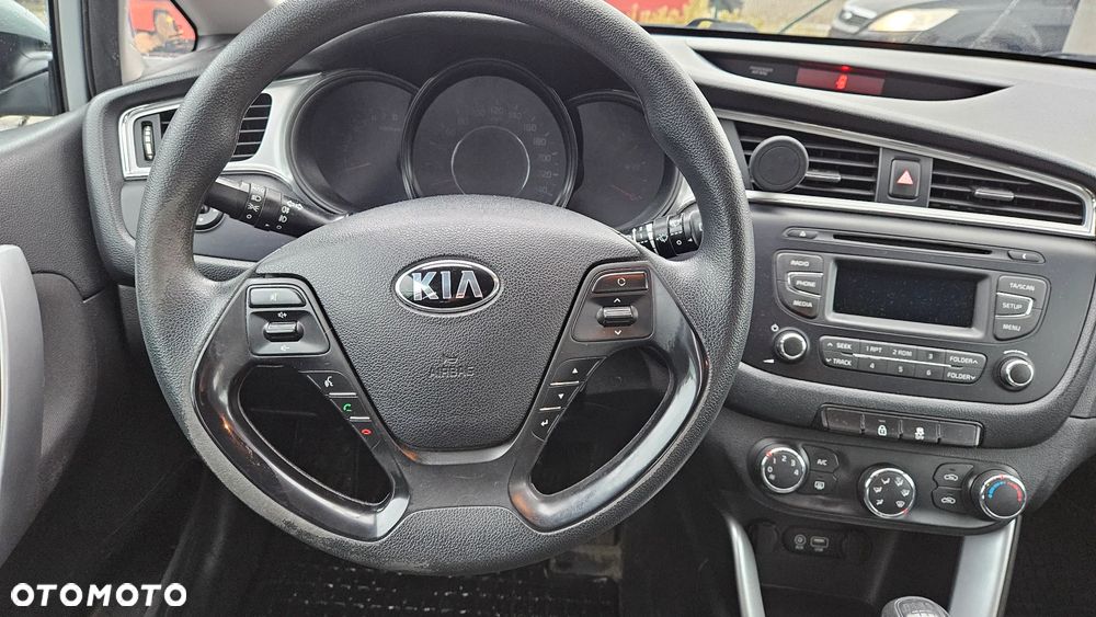 Kia Ceed 1.6 GDI M - 9