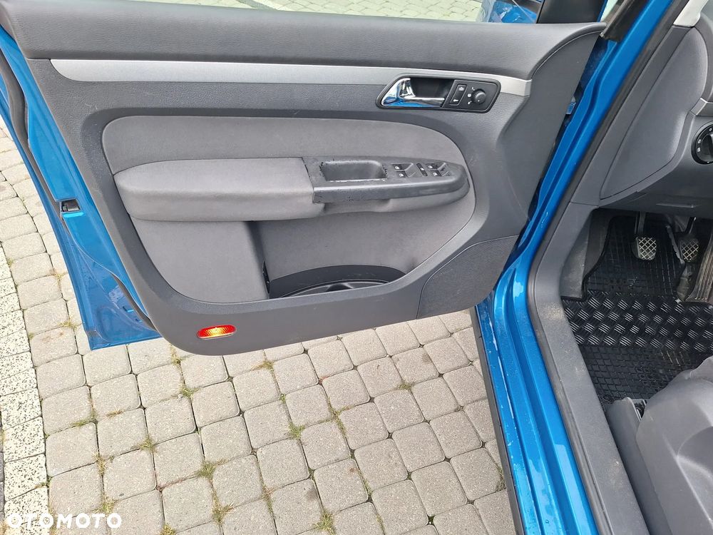 Volkswagen Touran 2.0 TDI DPF Goal - 7