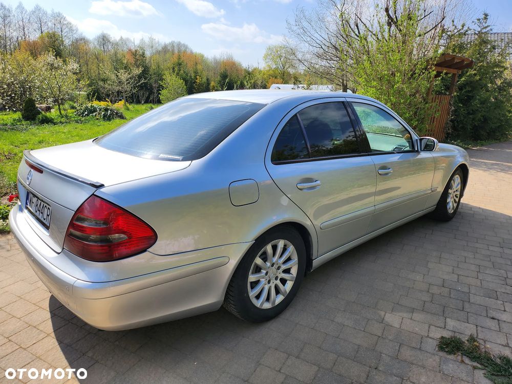 Mercedes-Benz Klasa E - 7