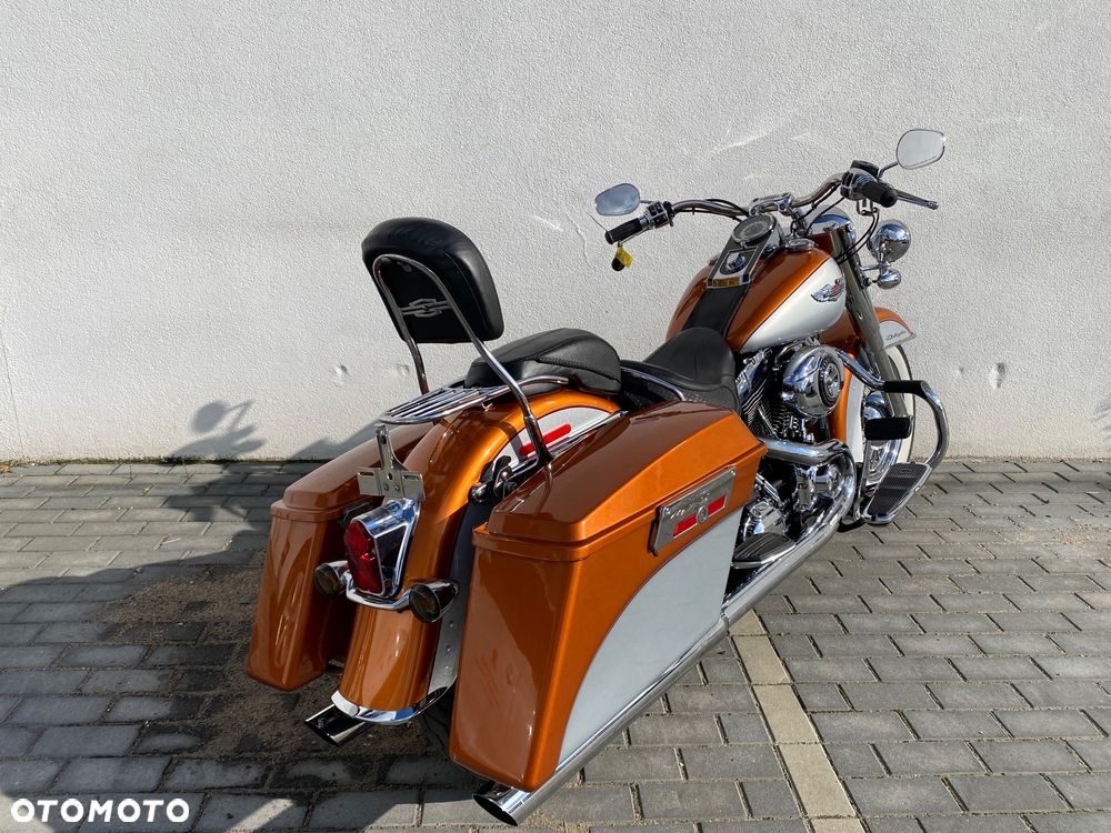 Harley-Davidson Softail Deluxe - 3
