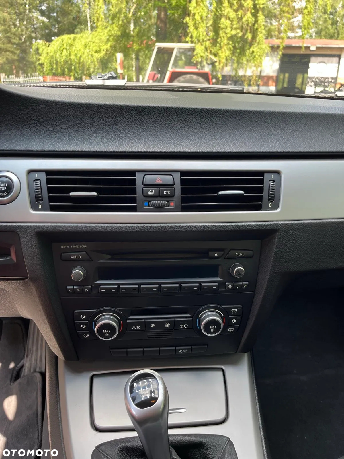BMW Seria 3 320d - 12