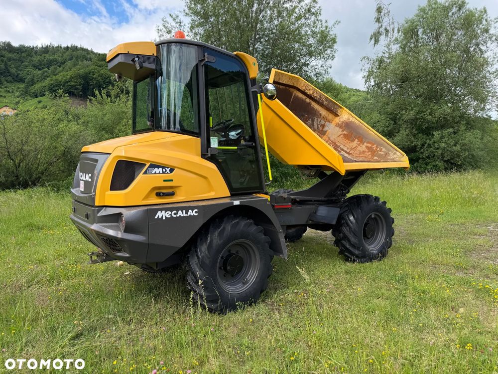 Terex MECALAC 6sMDX Wozidło Budowlane Rolnicze Kabina Pełna Wózek z Obrotową Kolebą. 6 ton ładowność. 4x4. Smarowanie centralne. KLIMA. Silnik Perkins. 4 cylindry. 675mtg. 2020 rok. Kamera z wielkim Ekranem! Jazda Rewers 3prędkości. Maszyna jak Nowa z Norweskiego Gospodarstwa! Ani deka luzów i wycieków! Hydrostatic. Pełny Oryginał. Hamulce brzytwa. Serwisy w DEKRA. Maszyna Woziła lekkie ładunki. Praktycznie zerowe zużycie. Wielka Okazja. Wszystko w pełnym Oryginale. Opony Oryginał wszystkie jak Nowe. Komendy Głosowe w maszynie! - 1