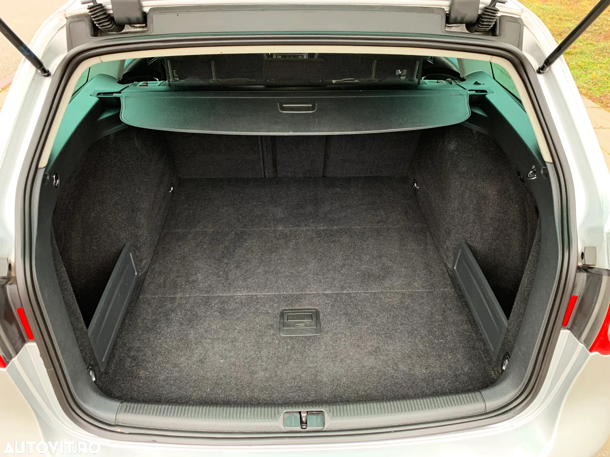 Volkswagen Passat 2.0 TDI Comfortline - 16