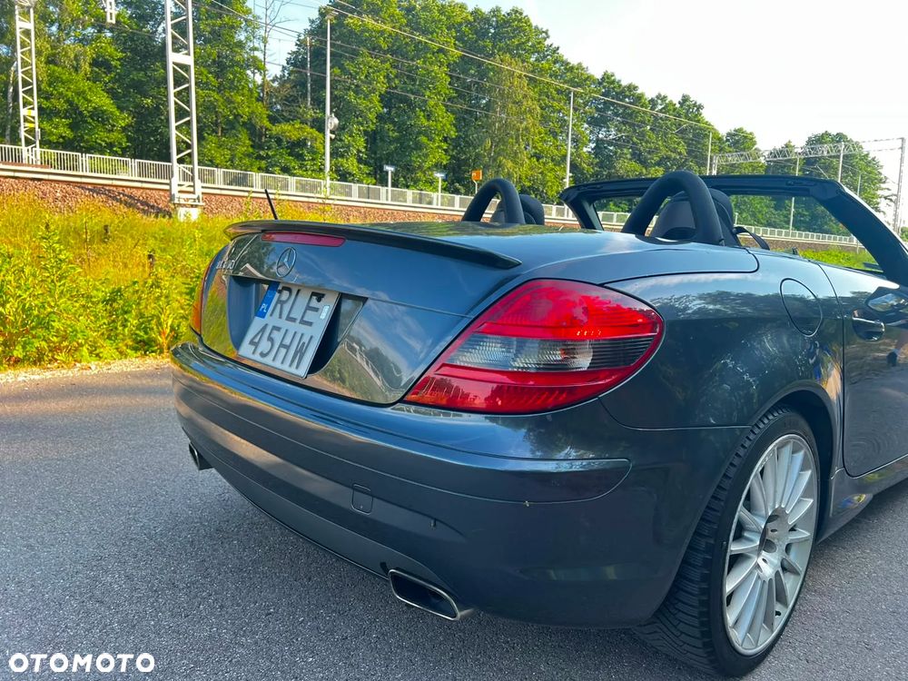 Mercedes-Benz SLK 300 7G-TRONIC - 9