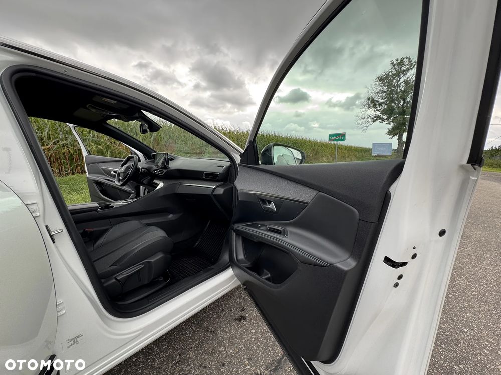 Peugeot 3008 1.5 BlueHDi Allure Pack S&S EAT8 - 20