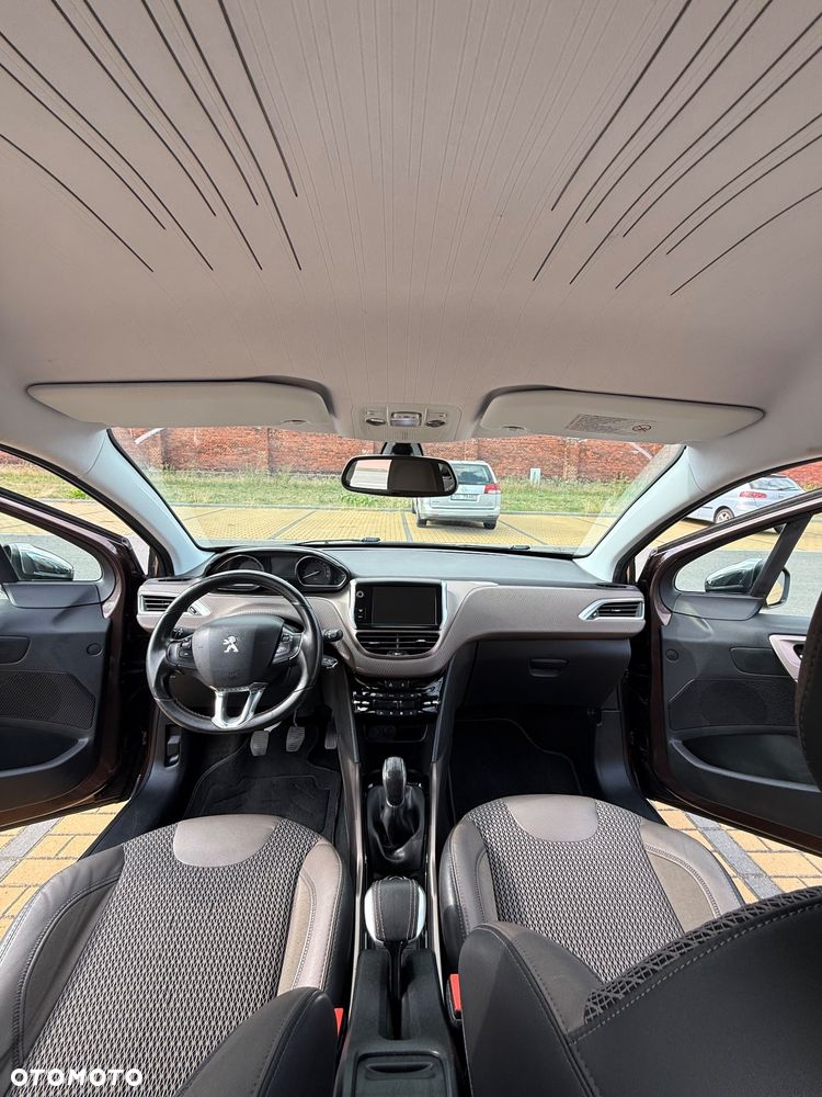 Peugeot 2008 e-HDi FAP 92 STOP & START Allure - 20