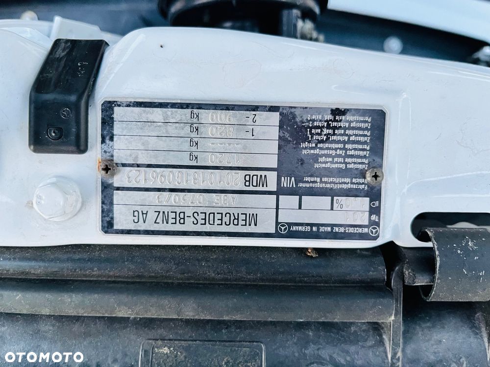 Mercedes-Benz W201 (190) - 22