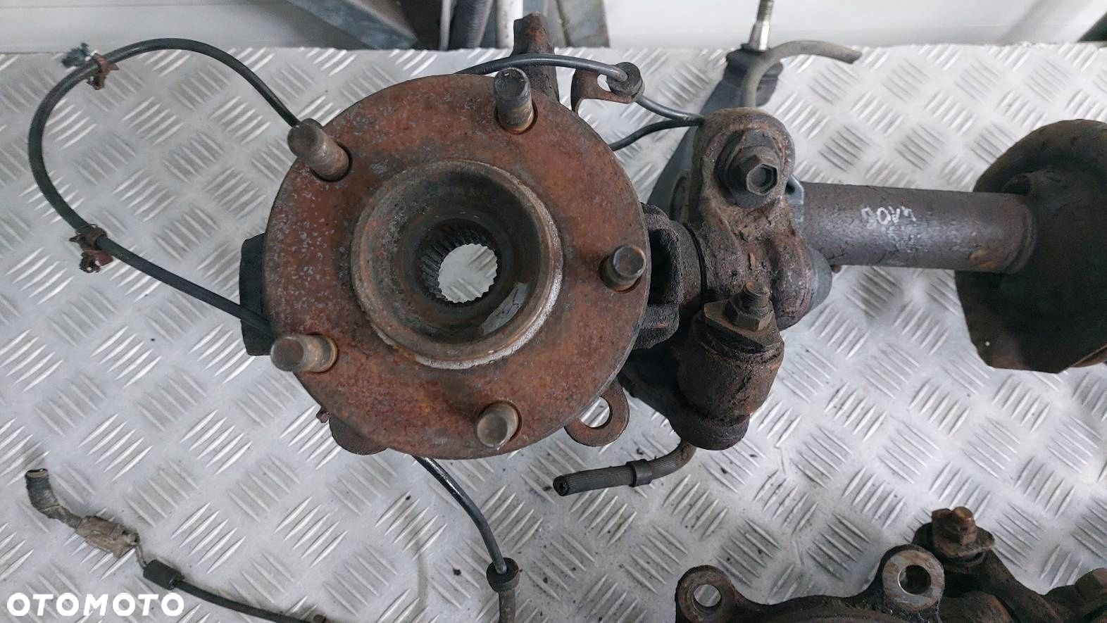 AMORTYZATOR SPRĘŻYNA ZWROTNICA LEWY  PRAWY PRZÓD NISSAN PRIMERA P12 - 5