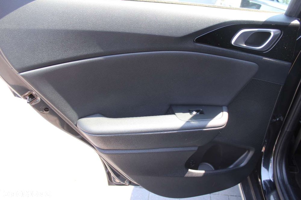 Kia XCeed - 20