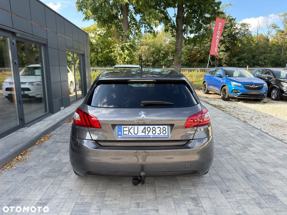 Peugeot 308 1.2 PureTech Allure S&S - 19