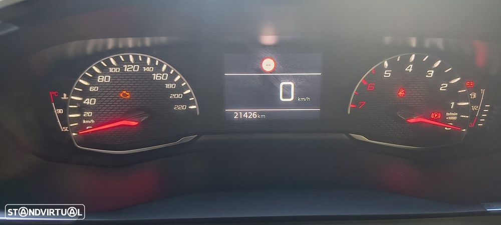 Peugeot 2008 1.2 PureTech Style - 18
