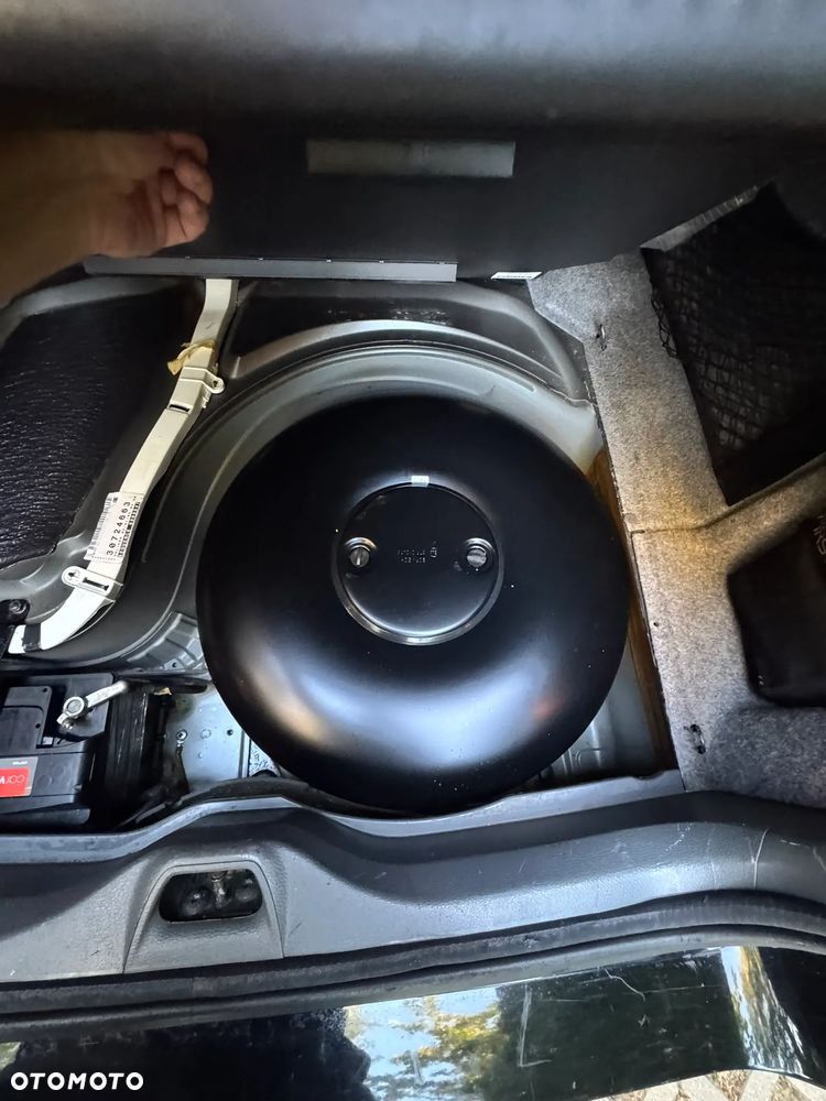 Volvo S60 2.4 Kinetic - 22
