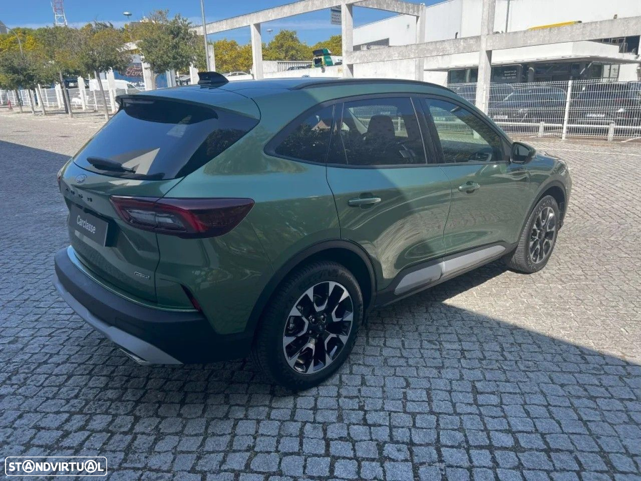 Ford Kuga - 11