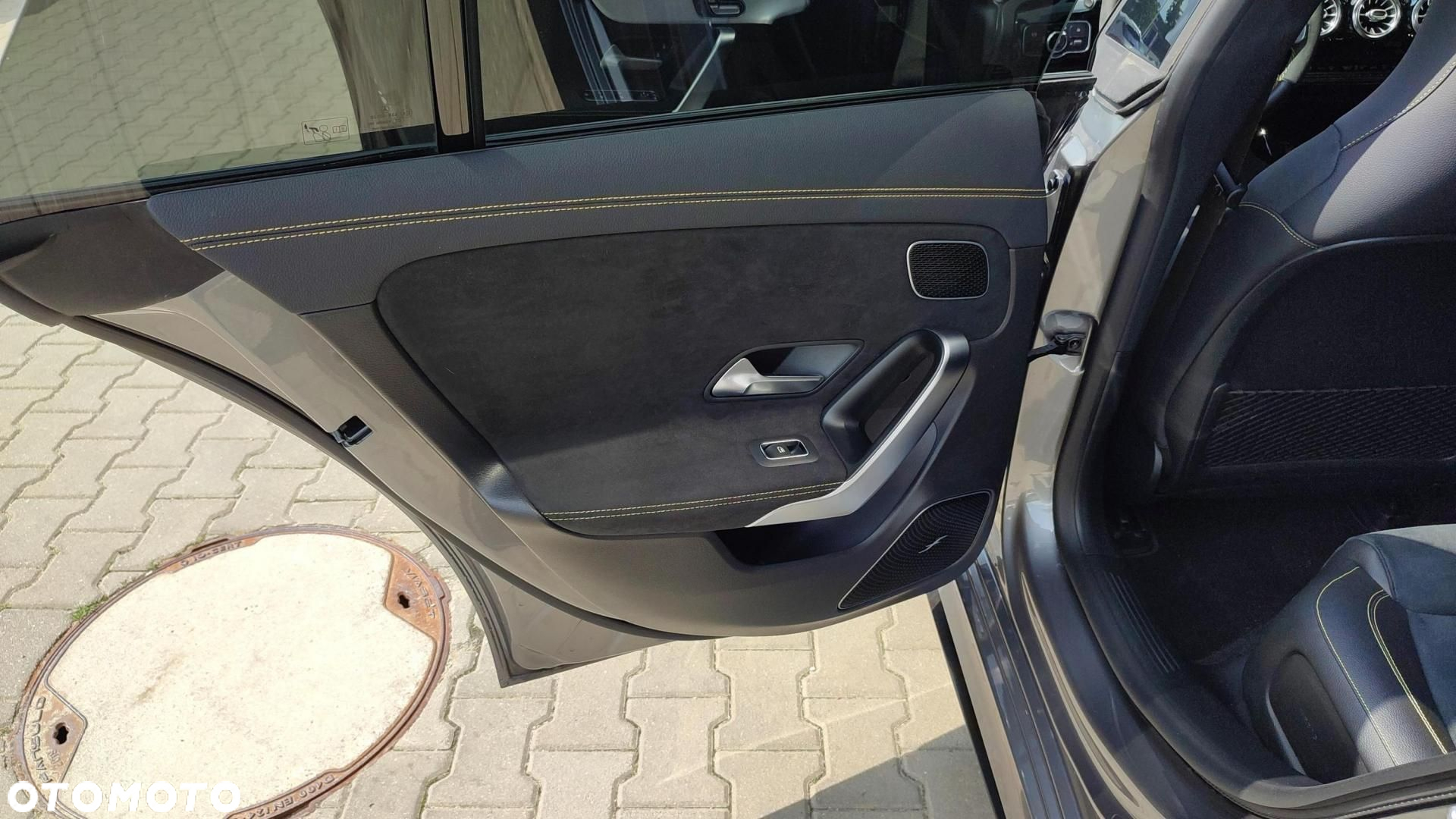 Mercedes-Benz CLA - 13