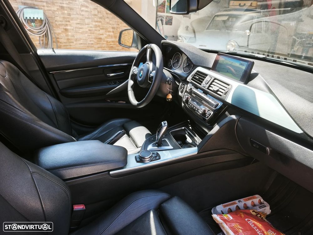 BMW 318 d Auto - 8