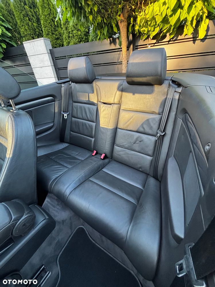 Audi A4 Cabrio 1.8 T - 11