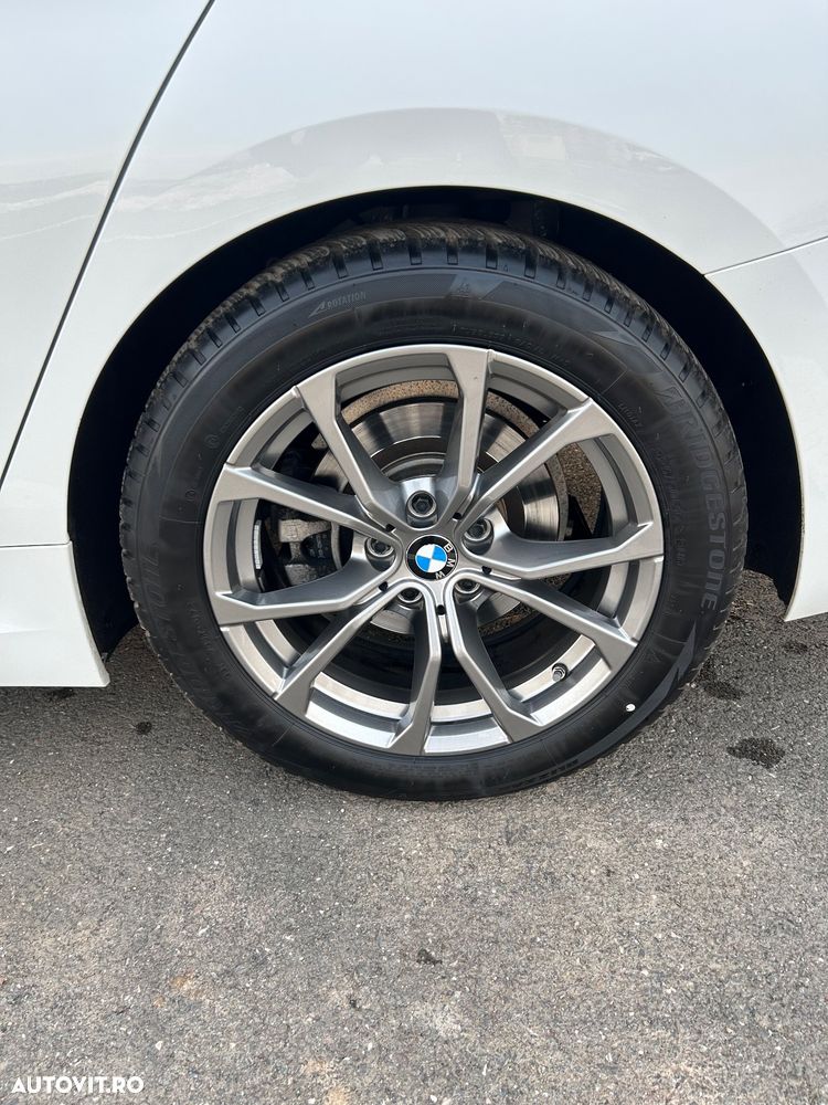 BMW Seria 3 318d Aut. M Sport - 29