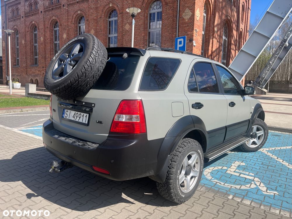 Kia Sorento 3.3 V6 LX - 2