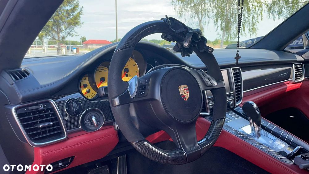 Porsche Panamera Turbo - 4