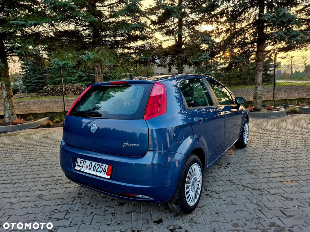 Fiat Grande Punto - 16