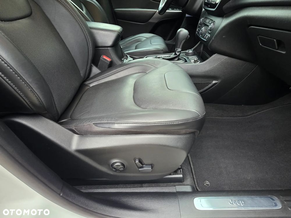 Jeep Cherokee 2.0 GME Active Drive I Overland - 16