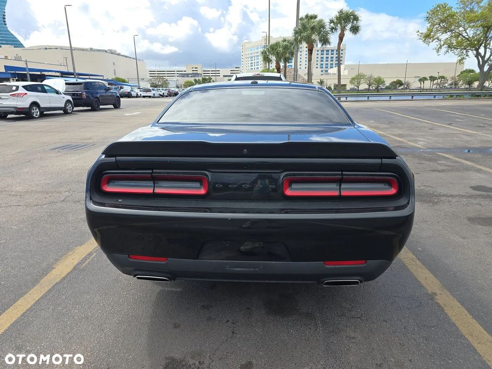 Dodge Challenger 3.6 SXT - 5