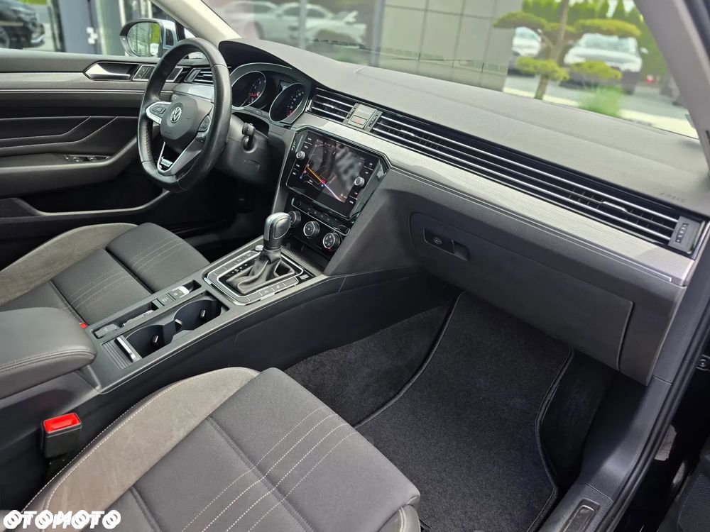 Volkswagen Passat Alltrack 2.0 TSI OPF 4 Motion DSG - 13