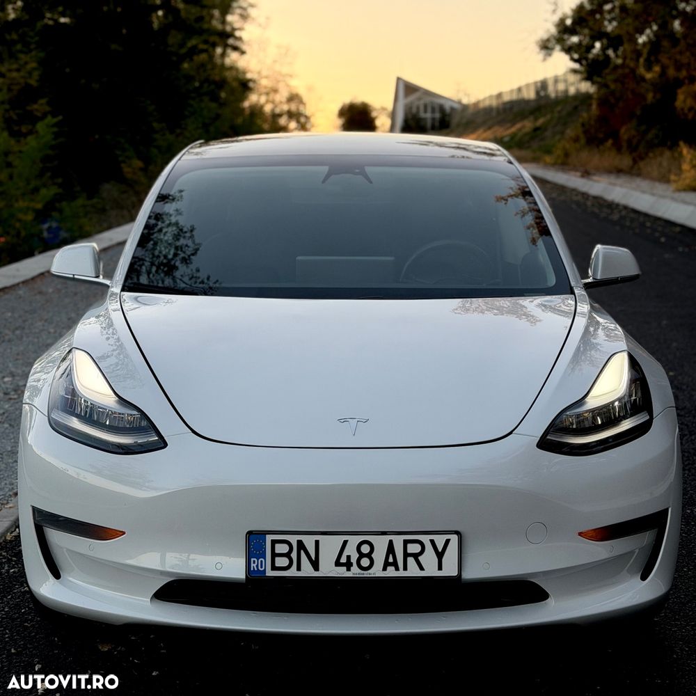 Tesla Model 3 Standard - 1
