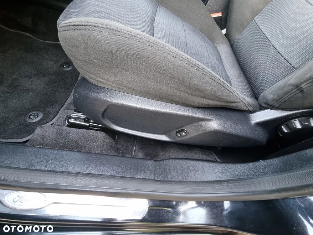 Ford Mondeo 2.0 Platinium X - 18