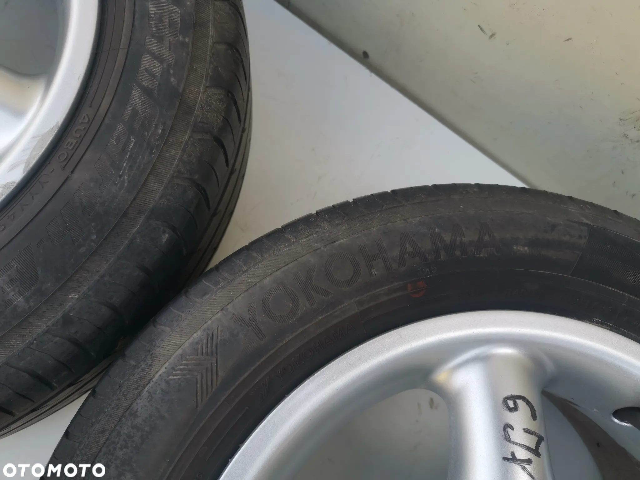 KOŁA ALUFELGI VW SKODA SEAT AUDI R14 5x100 ET 38 6Jx Otwór  Centrujący 68 mm OPONY LETNIE 185/60 R14 - 8