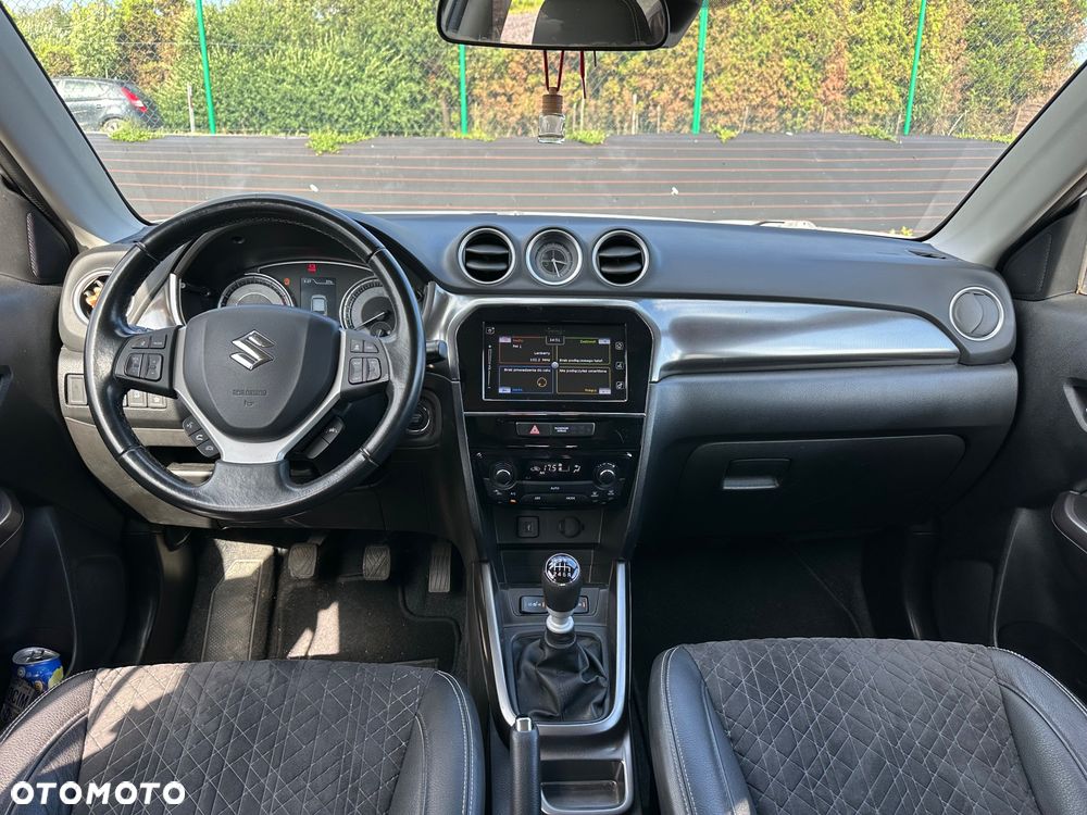 Suzuki Vitara - 21