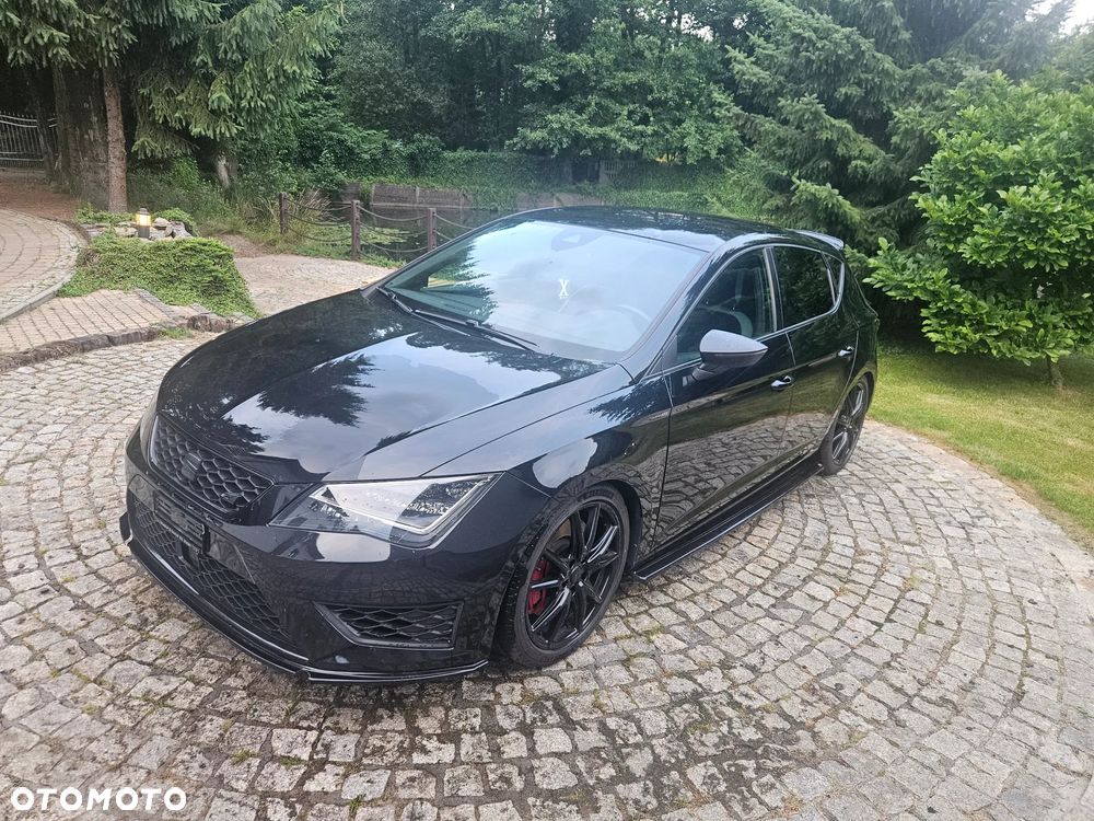 Seat Leon 2.0 TSI OPF DSG Cupra Edition Carbon - 2