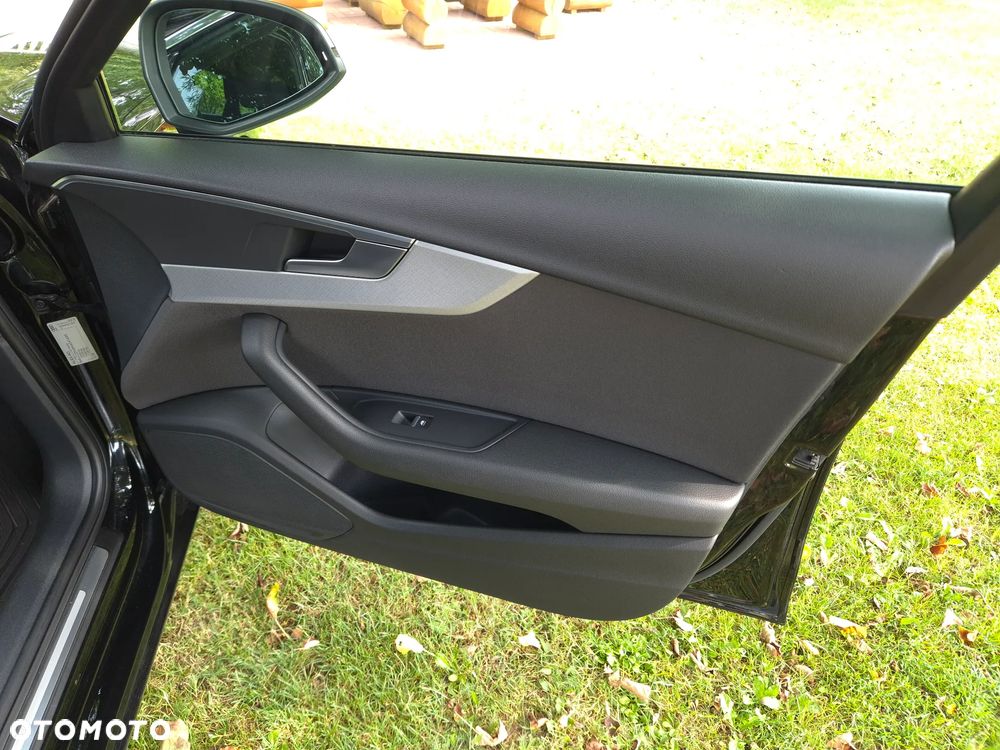Audi A4 Avant 2.0 TDI ultra sport - 20