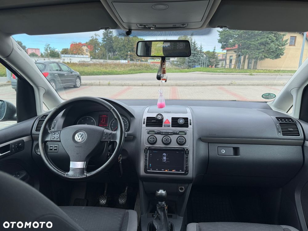 Volkswagen Touran 2.0 TDI DPF Life - 1