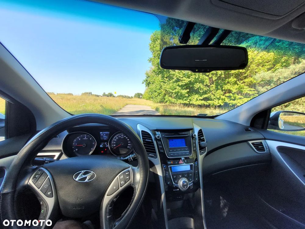 Hyundai i30 blue 1.6 CRDi Classic - 13