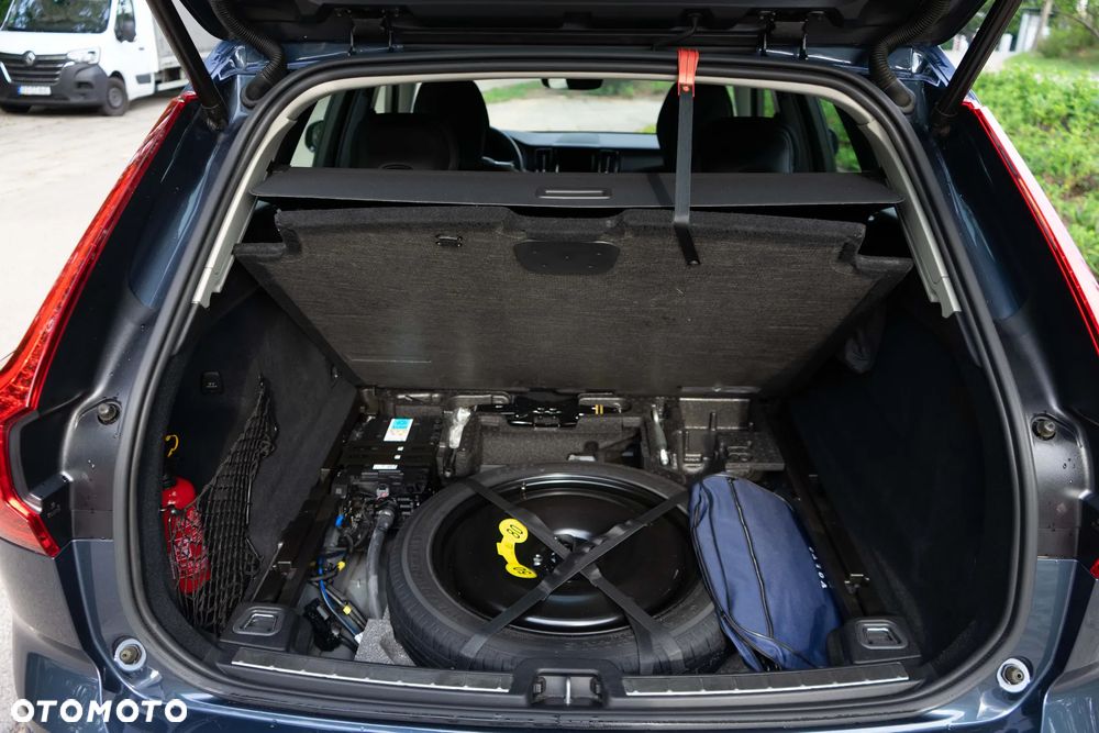 Volvo XC 60 B4 D Core - 17