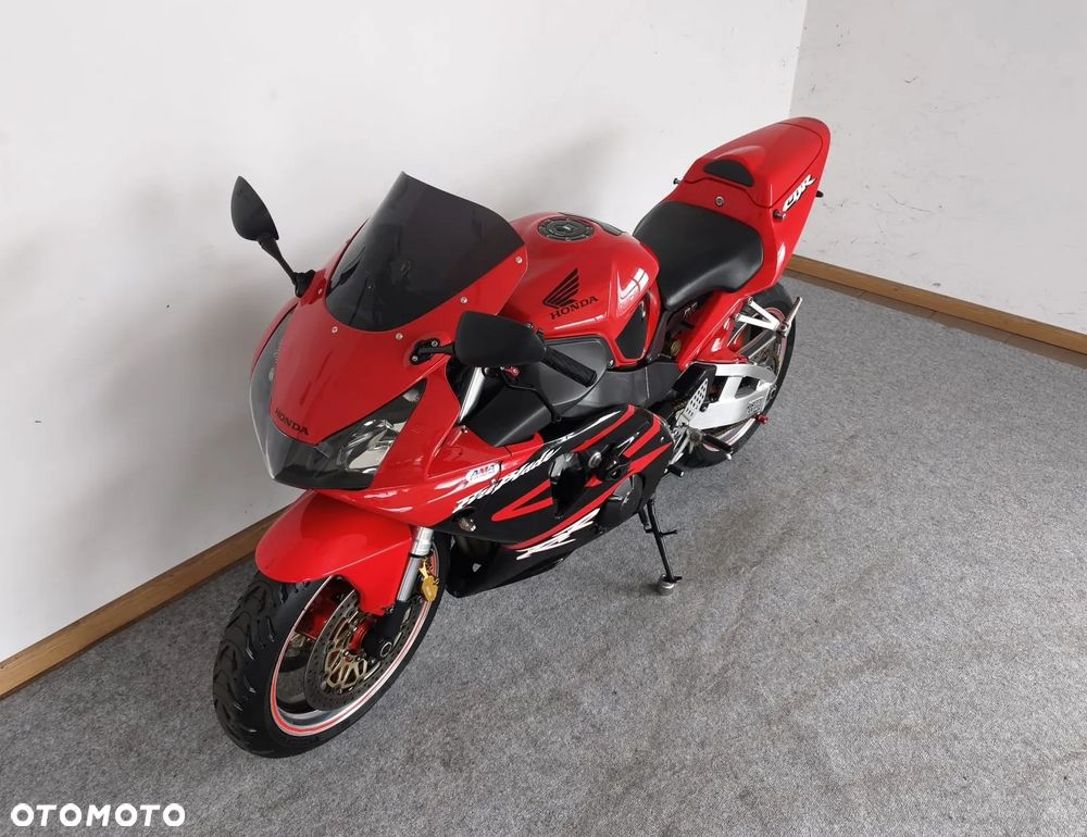 Honda CBR - 8