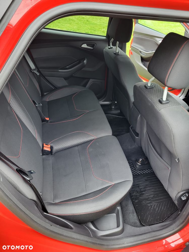 Ford Focus - 10