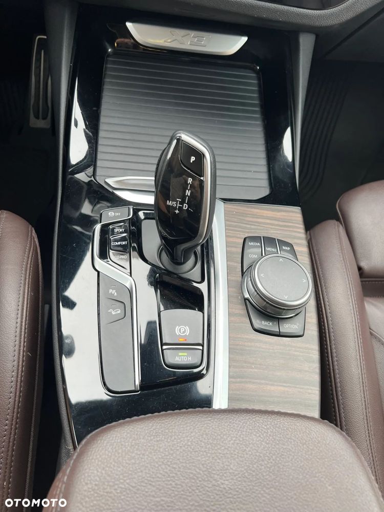 BMW X3 xDrive25d M Sport - 8